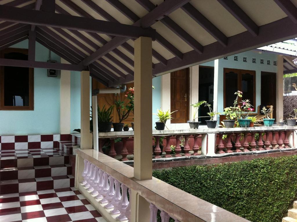 Hotel Adinda Parangtritis Extérieur photo
